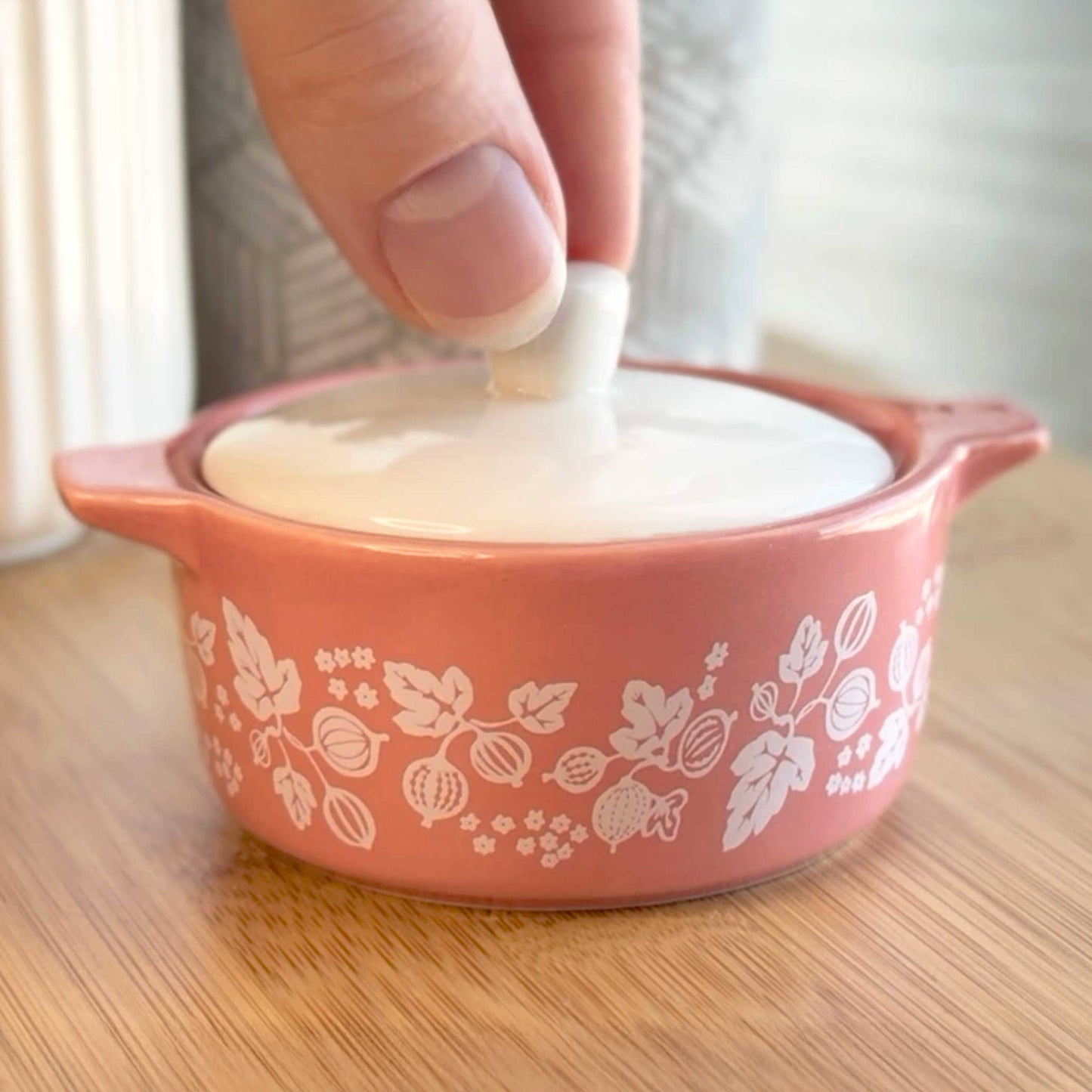 Pyrex-Inspired Gooseberry Casserole Ceramic Trinket Box