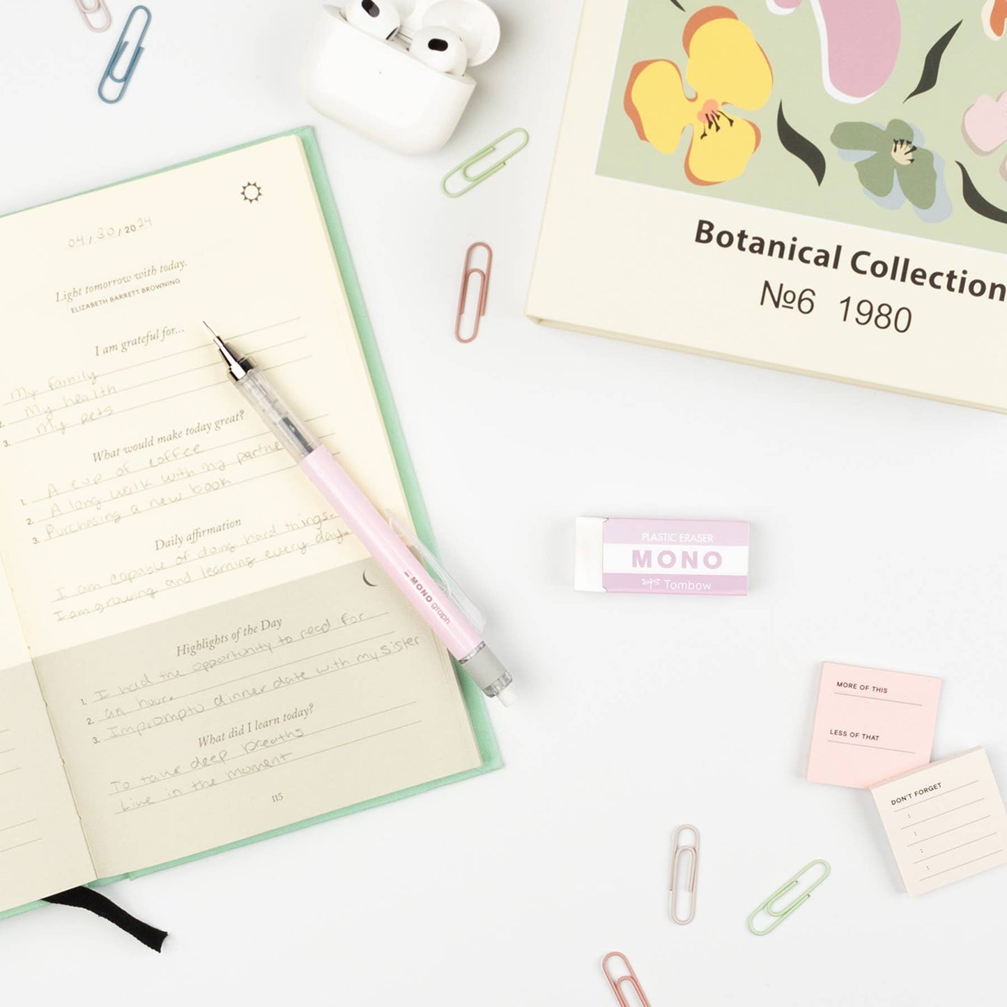 MONO Graph Mechanical Pencil + Eraser Set